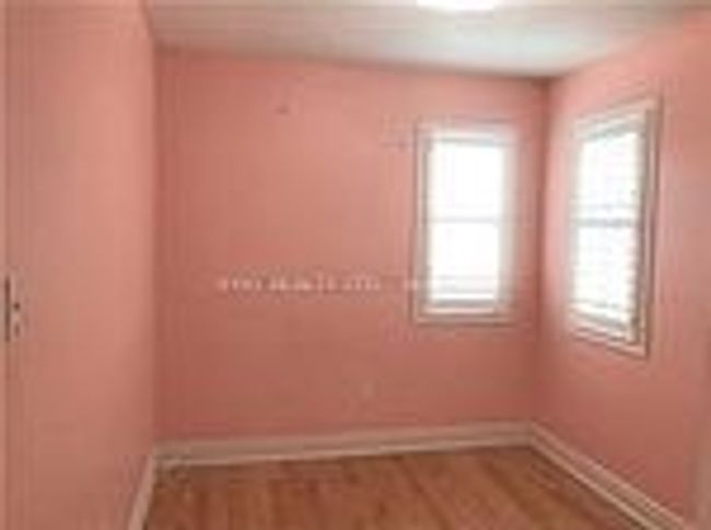 33 Caranci Cres, House other with 3 bedrooms, 3 bathrooms and 3 parking in Brampton ON | Image 8