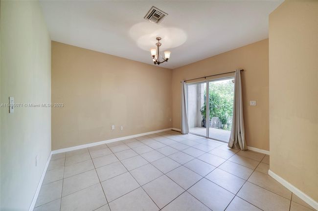 0 - 27514 Sw 140th Ave, Townhouse with 3 bedrooms, 2 bathrooms and null parking in Homestead FL | Image 8