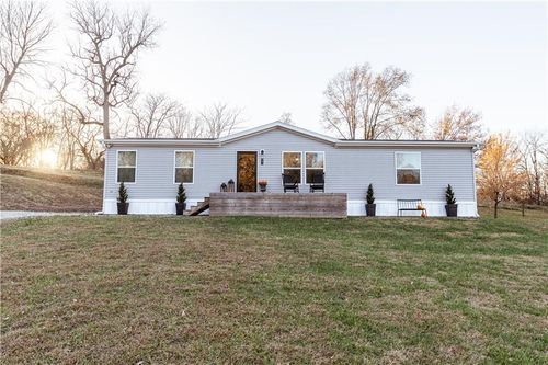 201 N Chestnut St, Oregon, MO, 64473-9318 | Card Image