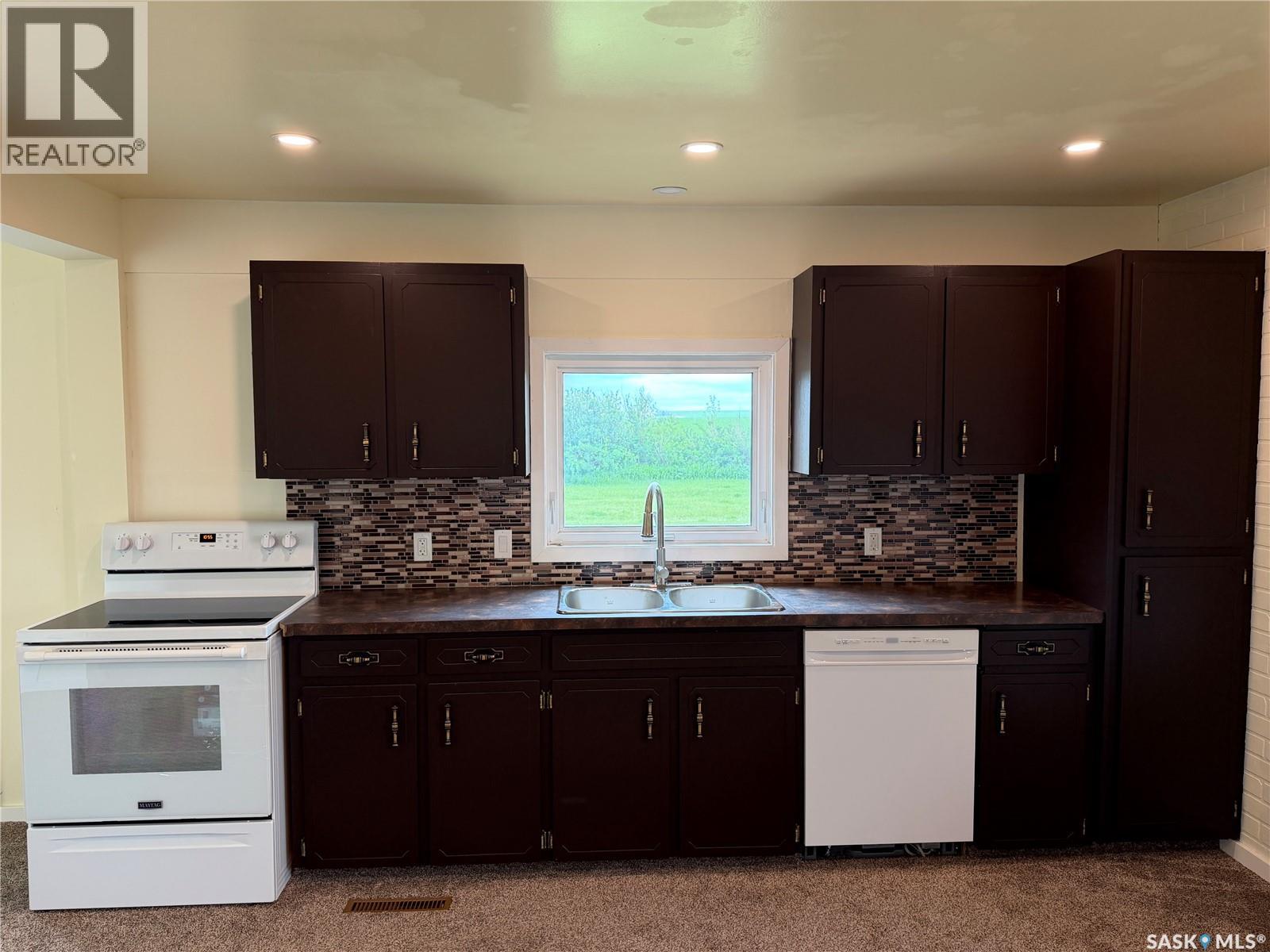 Residential in Saskatchewan Landing Rm No.167 4