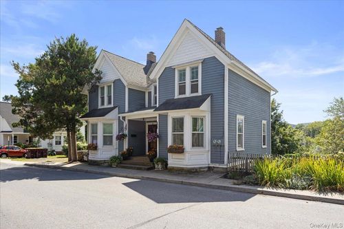 26 High St, Warwick, NY, 10990-1318 | Card Image