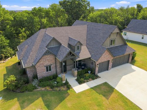 4525 S Ivy Ave, Sand Springs, OK, 74063-8713 | Card Image
