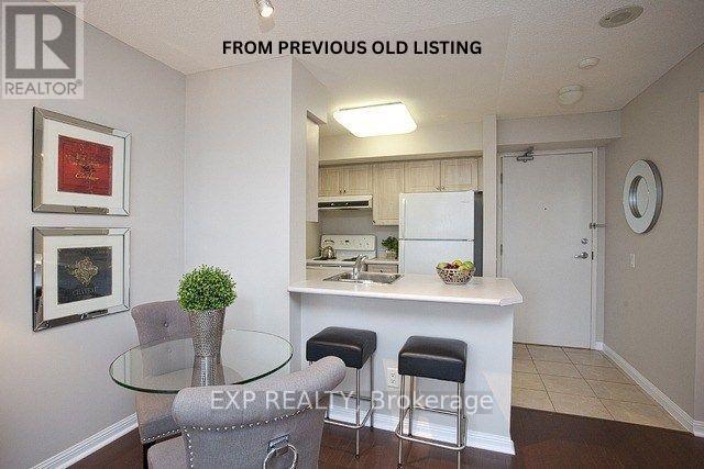 Residential in Toronto (Lansing-Westgate) 5
