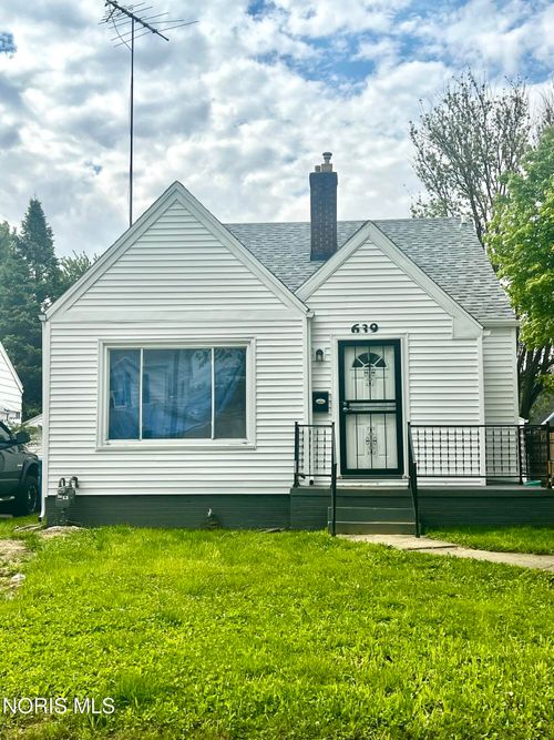 639 Cloverdale Rd, Toledo, OH, 43612-3220 | Card Image