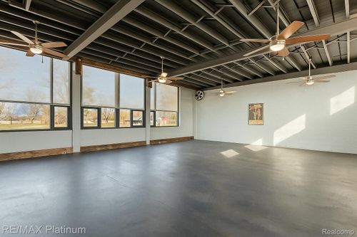 2045 Bradley Rd, Webberville, MI, 48892-9002 | Card Image