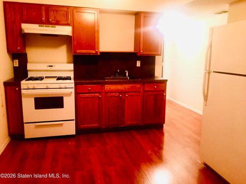 2-249 Warwick Ave, Staten Island, NY, 10314-4357 | Card Image