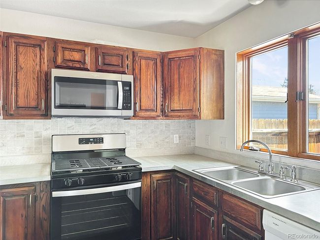 1361 Barber Dr, Townhouse with 4 bedrooms, 4 bathrooms and 1 parking in Carbondale CO | Image 7