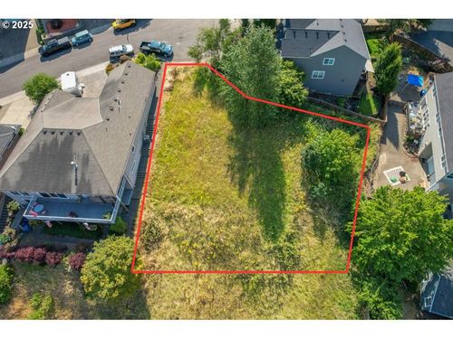 2765 Prominent Ct S, Salem, OR, 97302-5878 | Card Image