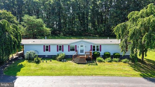 395 Snyder School Rd, BERNVILLE, PA, 19506-9027 | Card Image