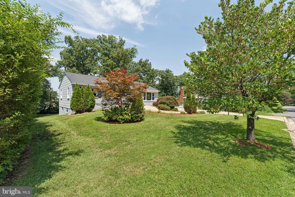 Residential in LANHAM 4