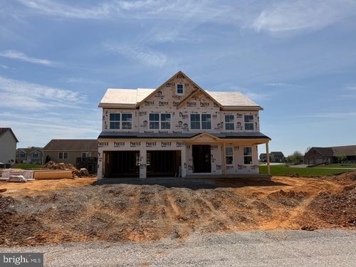 403 E Clarissa Dr, SHIPPENSBURG, PA, 17257-5606 | Card Image