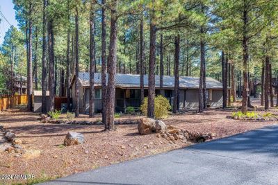 6610 Hackamore Lane, House other with 2 bedrooms, 2 bathrooms and null parking in Pinetop AZ | Image 1