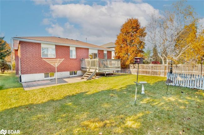 17 Mayfair Dr, House other with 5 bedrooms, 2 bathrooms and 4 parking in Barrie ON | Image 37