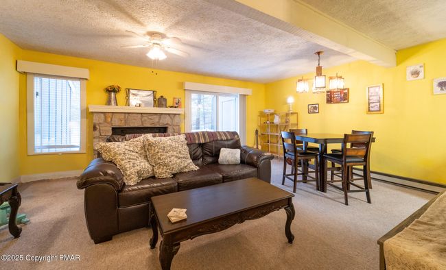 Living Room | Image 4
