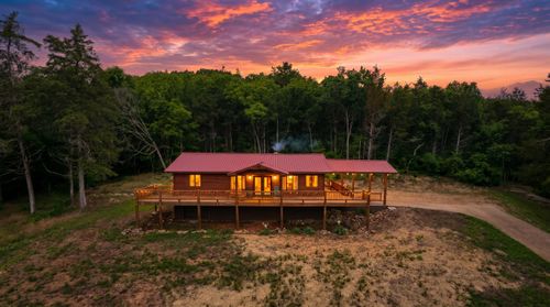 17169 State Highway 106, Eminence, MO, 65466-6322 | Card Image