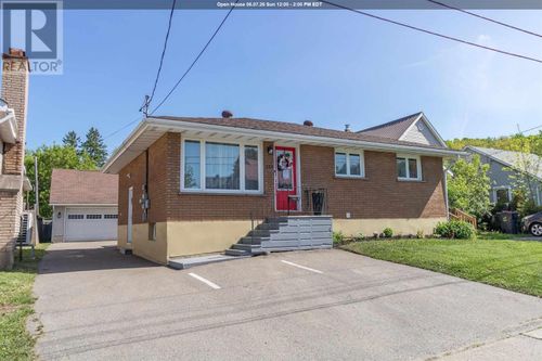 151 Wilcox Ave, Sault Ste. Marie, ON, P6B1V4 | Card Image
