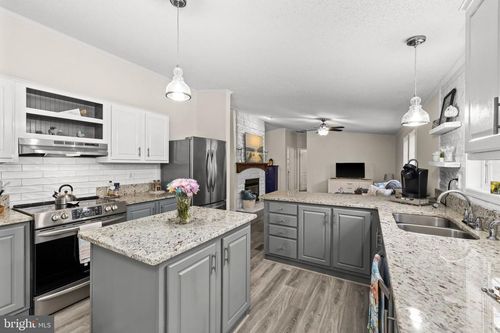 9401 Mill Pond Rd, Spotsylvania, VA, 22551-3534 | Card Image