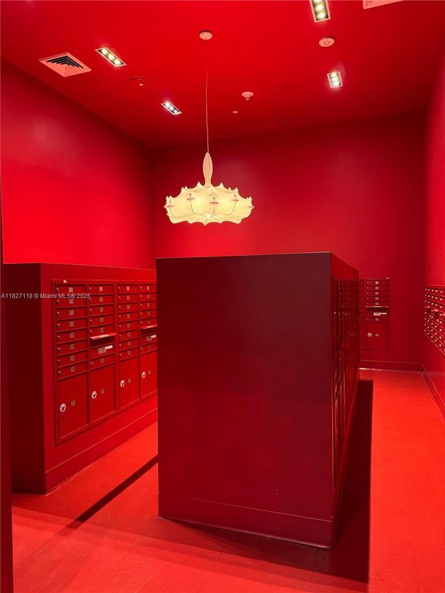 APT-1517 - 1600 Ne 1 St Ave, Condo with 1 bedrooms, 1 bathrooms and null parking in Miami FL | Image 4