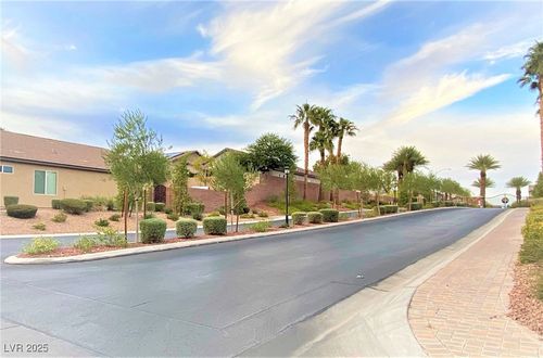 10035 Claverton Ct, Las Vegas, NV, 89148-4769 | Card Image