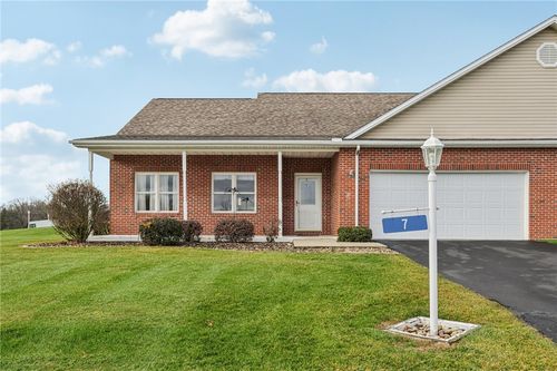 7 Quail Ln, New Wilmington, PA, 16142-2033 | Card Image