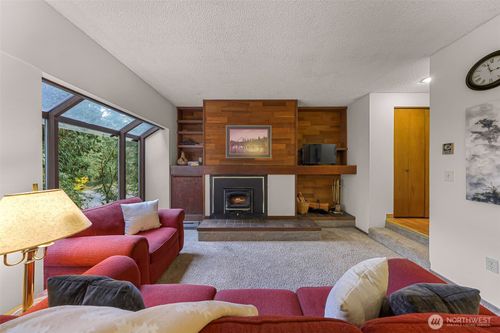 207-10500 Mt Baker Hwy, Deming, WA, 98244-9594 | Card Image