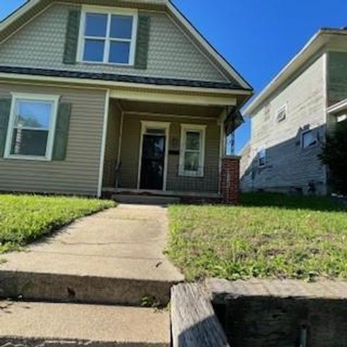 3221 Mitchell Ave, Saint Joseph, MO, 64507-2047 | Card Image