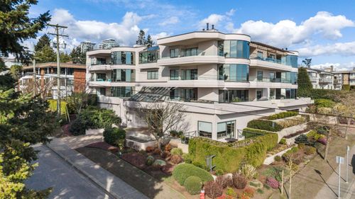 302-1250 Martin St, White Rock, BC, V4B3W3 | Card Image