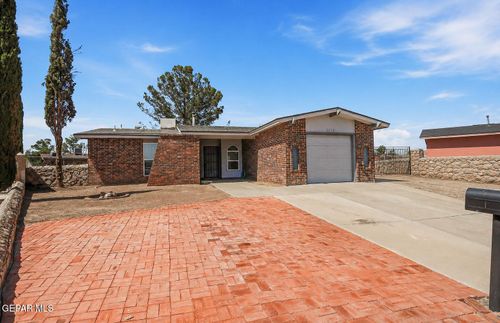 8400 Furman Place, El Paso, TX, 79907 | Card Image