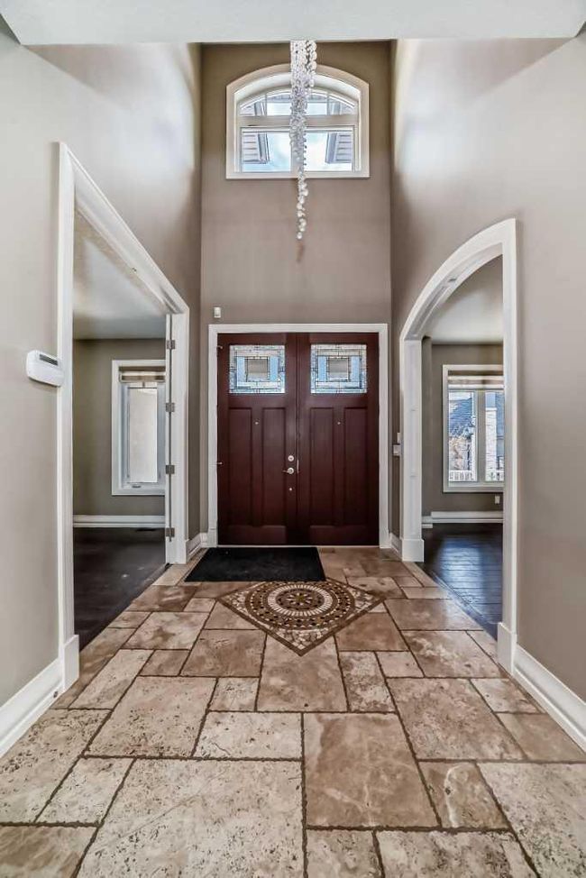 137 Aspen Summit Heath Sw, Home with 7 bedrooms, 6 bathrooms and 6 parking in Calgary AB | Image 3