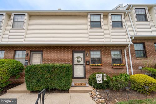 226 Holly Dr, KING OF PRUSSIA, PA, 19406-2551 | Card Image