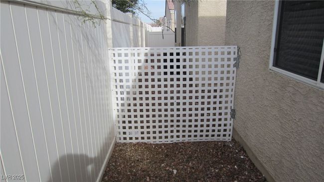 8595 Lakota St, House other with 2 bedrooms, 2 bathrooms and null parking in Las Vegas NV | Image 22