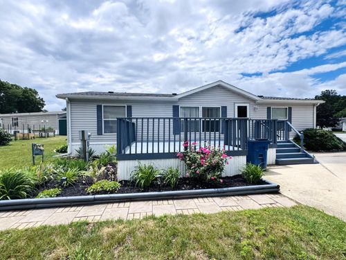 22 N Wildflower, Niles, MI, 49120-4382 | Card Image