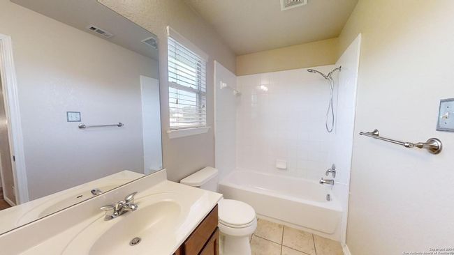545 Triple Crown, House other with 4 bedrooms, 4 bathrooms and null parking in Schertz TX | Image 34
