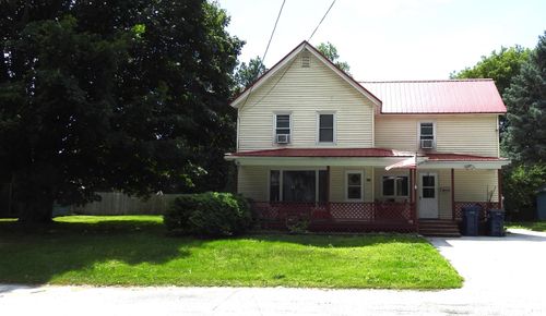 48 Greenwich St, Swanton, VT, 05488-1228 | Card Image
