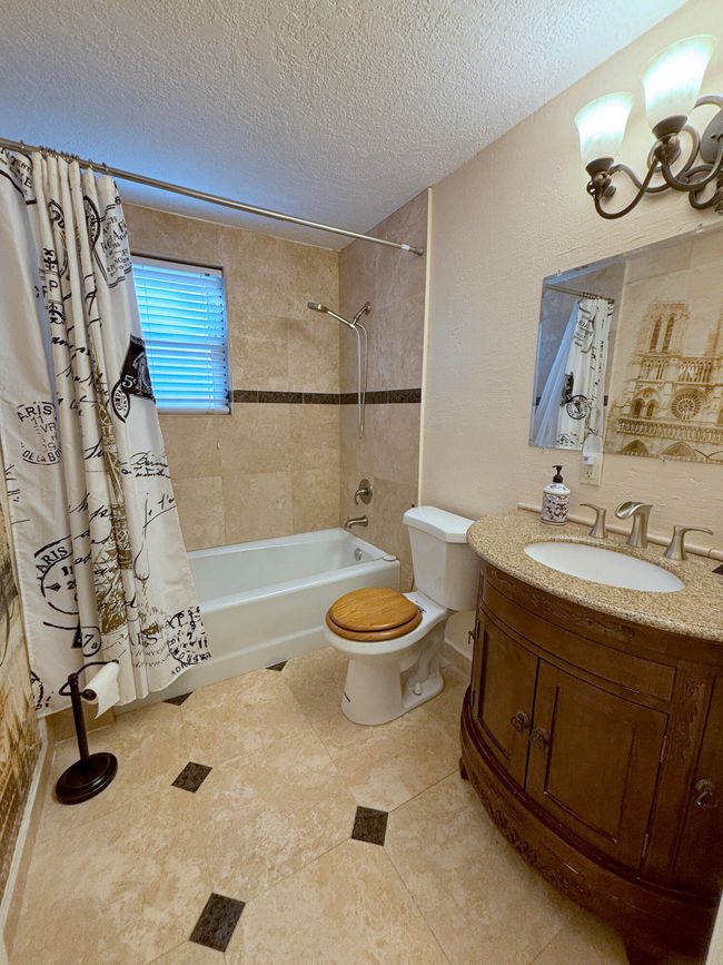 bathroom 2 | Image 24