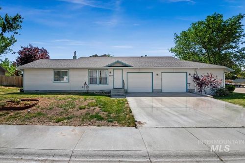 2110/2112 S Juniper St, Nampa, ID, 83686 | Card Image