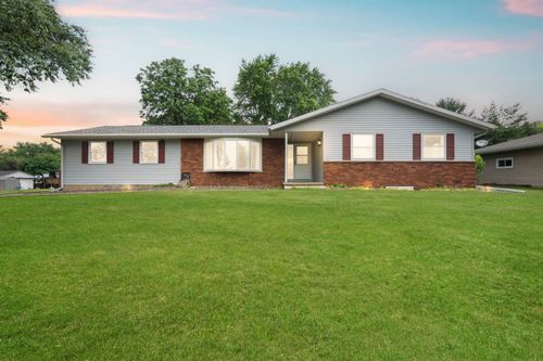 4610 Iroquois Trl, Morrisonville, WI, 53571-9515 | Card Image