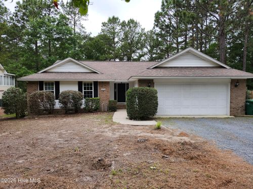 370 Sandhills Cir, Pinehurst, NC, 28374-7034 | Card Image