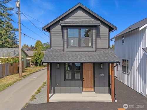 c-2815 25th St, Everett, WA, 98201-3109 | Card Image