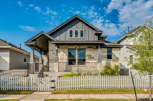 223 Rieber Rd, Kyle, TX, 78640-3172 | Card Image