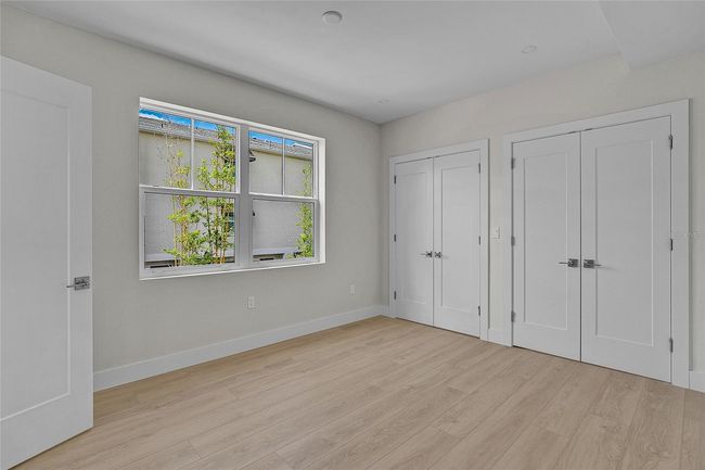 guest room | Image 23