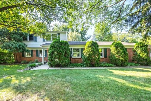 2700 Renshaw Dr, Troy, MI, 48085-3721 | Card Image