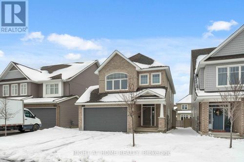 632 Moonflower Crescent W, Ottawa, ON, K1T0X8 | Card Image