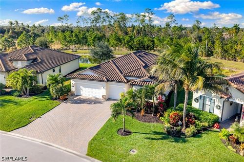 4698 Abaca Cir, NAPLES, FL, 34119-9826 | Card Image