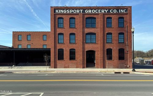 453 E Main St, Kingsport, TN, 37660-4852 | Card Image