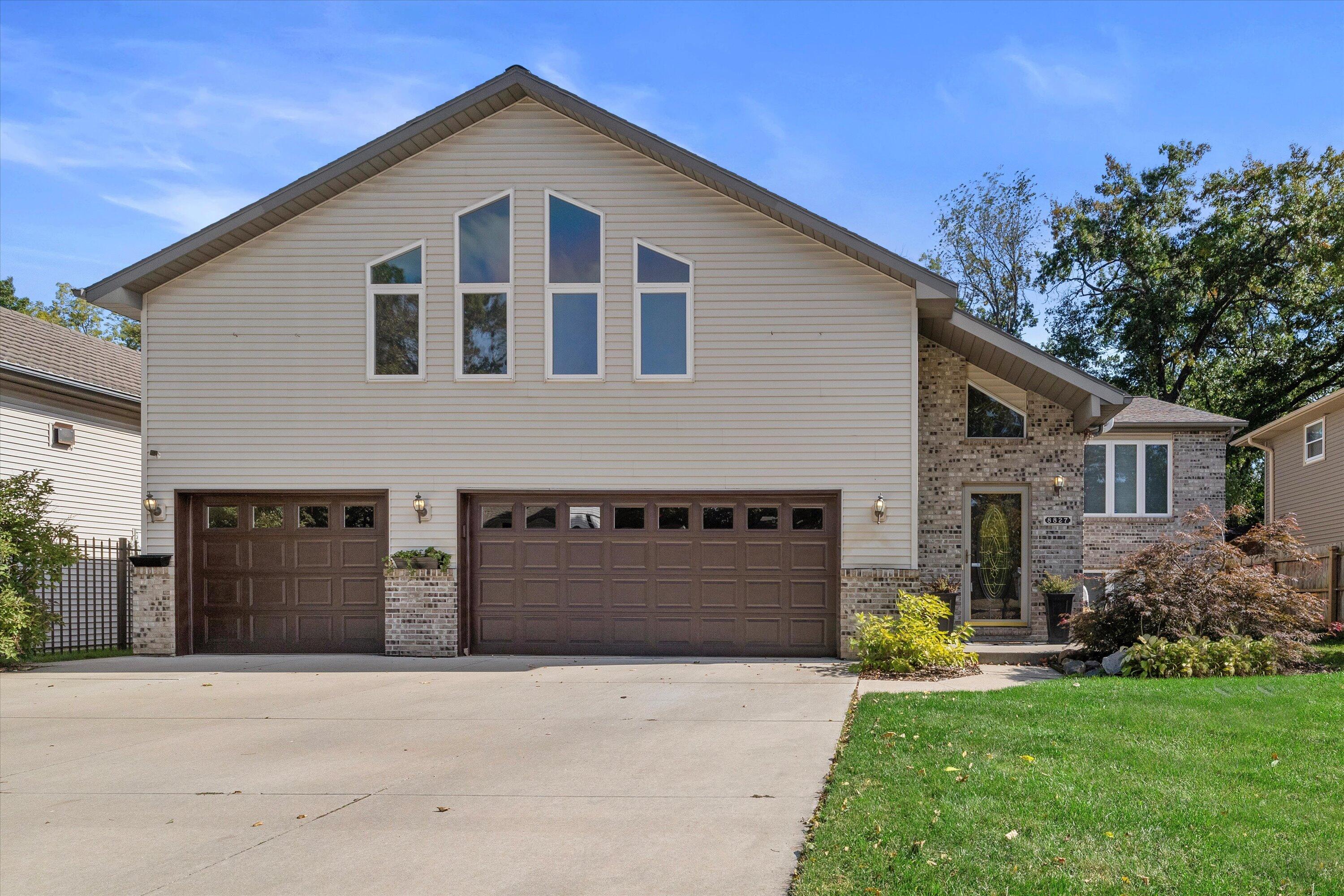 32nd Ave, Kenosha, WI 53142