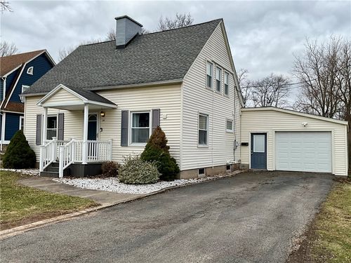 246 S Clinton St, Albion, NY, 14411-1506 | Card Image