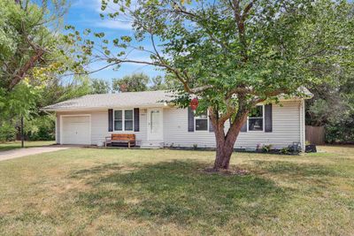 802 N Edwards Dr, House other with 3 bedrooms, 1 bathrooms and null parking in Leon KS | Image 3