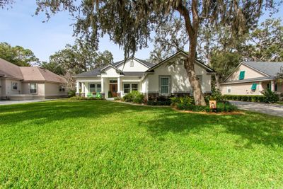 96133 Oyster Bay Drive, Home with 3 bedrooms, 3 bathrooms and null parking in Fernandina Beach FL | Image 2