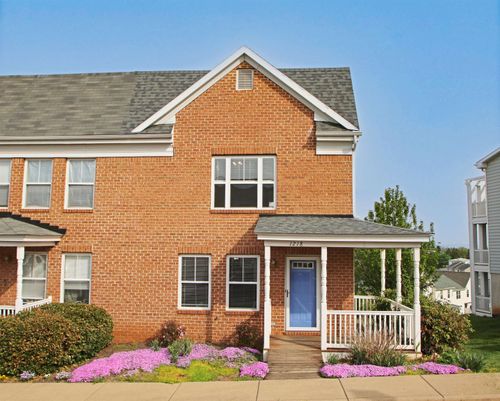 1218 Old Richmond Cir, HARRISONBURG, VA, 22802 | Card Image